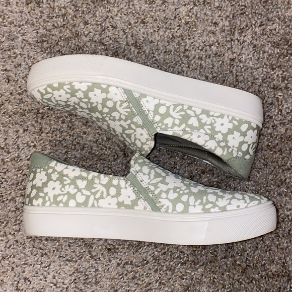 Dr Scholls Nova Slip On Sneakers W7 - Picture 2 of 5